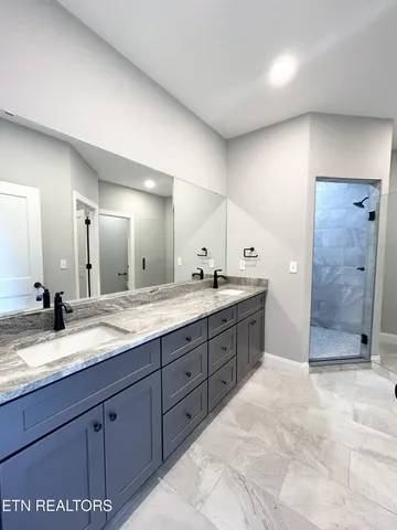 $470,000 | 5035 Cheyenne Drive, Crossville, TN 38572