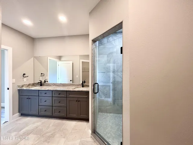 $470,000 | 5035 Cheyenne Drive, Crossville, TN 38572