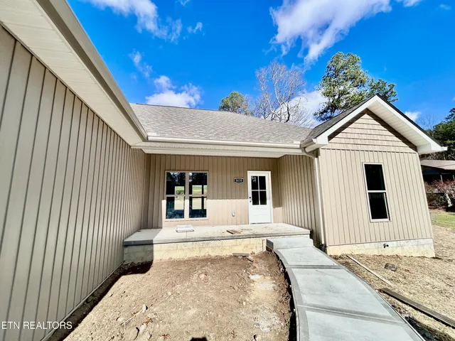 $470,000 | 5035 Cheyenne Drive, Crossville, TN 38572