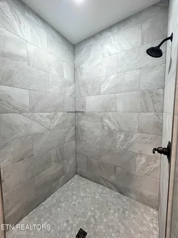 $470,000 | 5035 Cheyenne Drive, Crossville, TN 38572