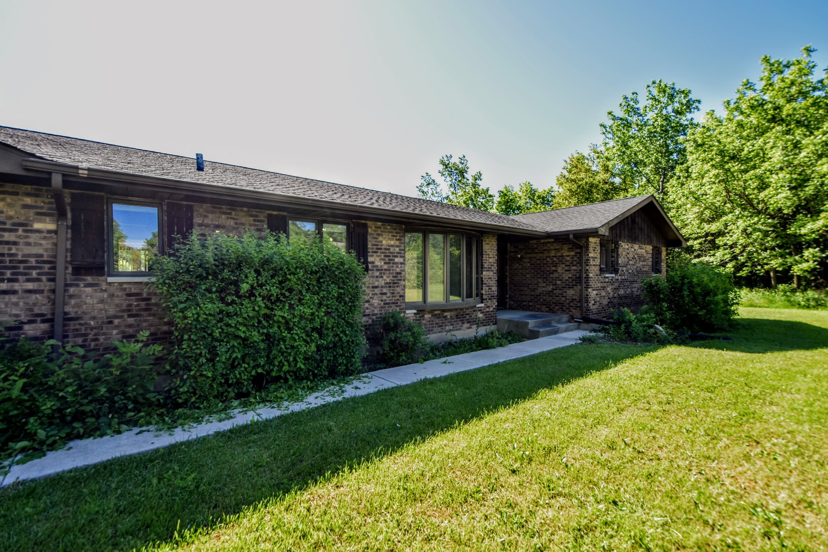 1623 North River Road Libertyville, IL 60048 - Photo 9 of 48