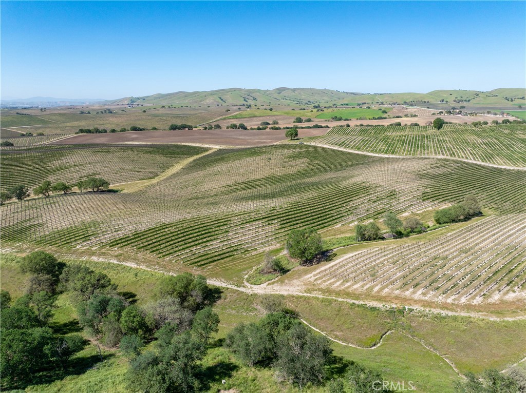 7310 Estrella Road San Miguel, CA 93451 - Photo 4 of 50 Gallery Image 4