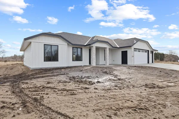 $625,000 | 3674 36th Street South, St. Cloud, MN 56301