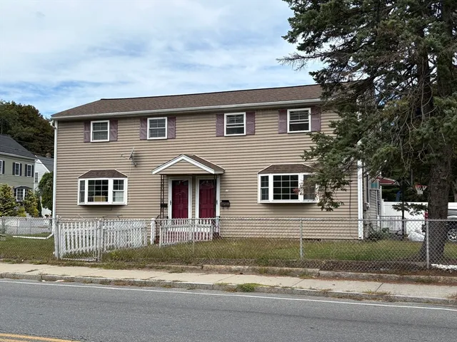 $2,800 | 61-63 Pelham Street, Unit 61, Methuen, MA 01844