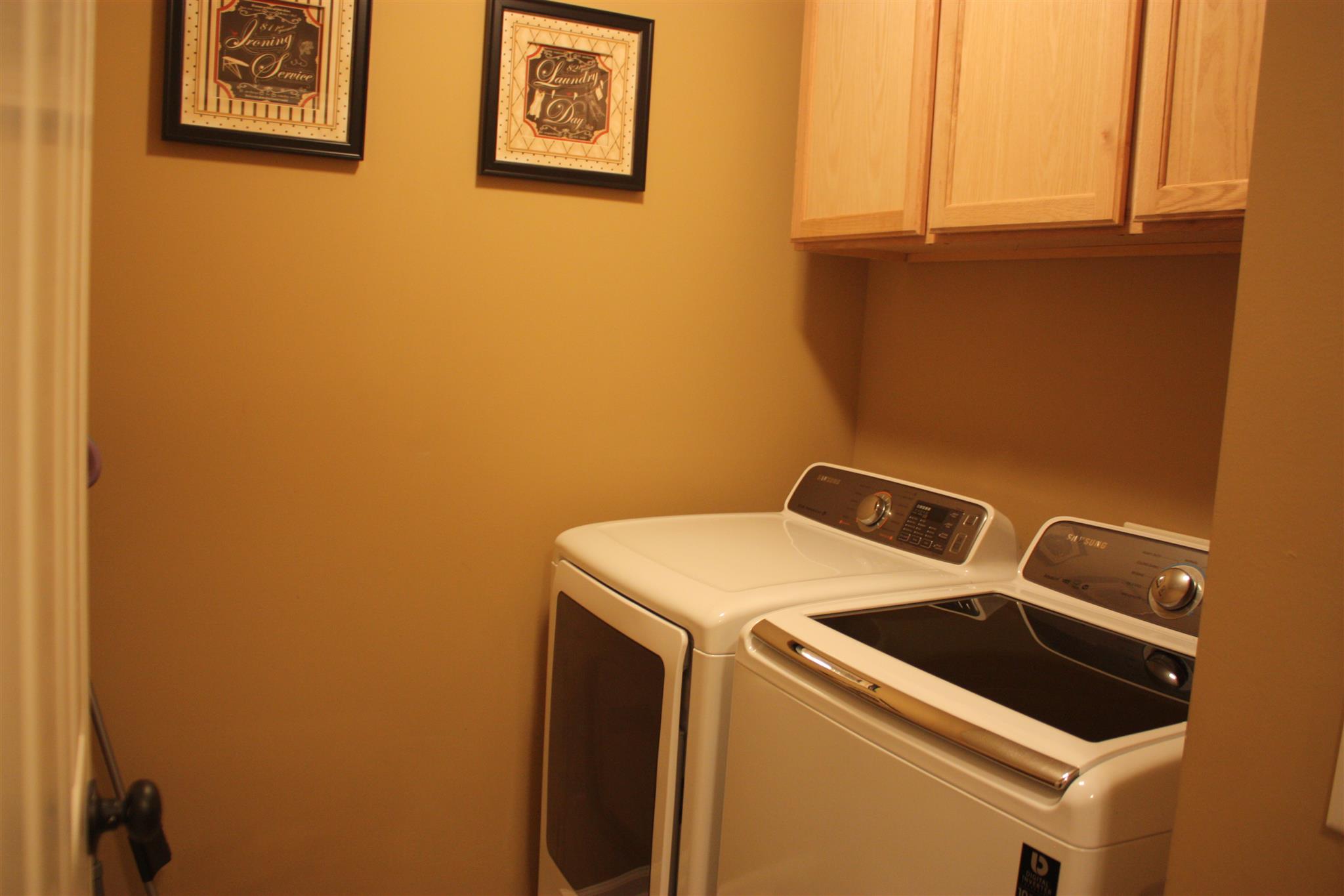 776 Cedar Grove Road Lebanon, TN 37087 - Photo 21 of 24 a utility room with dryer and washer