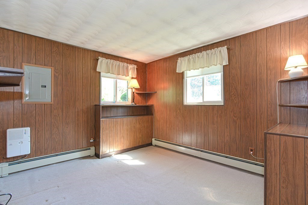 17 Campello Road Framingham, MA 01701 - Photo 19 of 27 Gallery Image 19