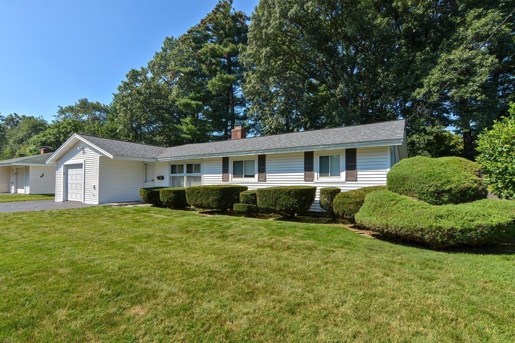 17 Campello Road Framingham, MA 01701 - Photo 2 of 27 Gallery Image 2