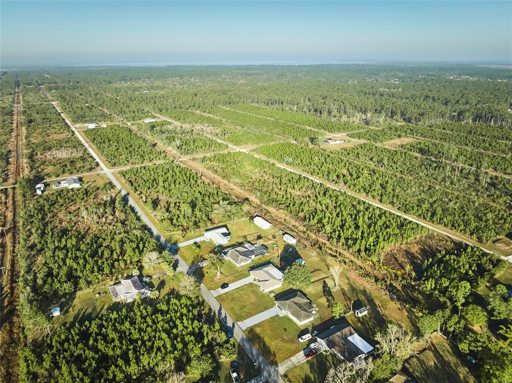 2310 Laguna Drive Indian Lake Estates, FL 33843 - Photo 26 of 27 a view of a city