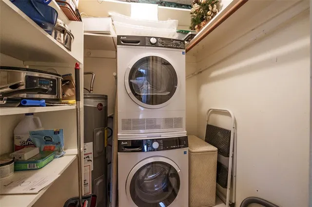 $145,000 | 223 South Federal Highway, Unit 22, Dania Beach, FL 33004