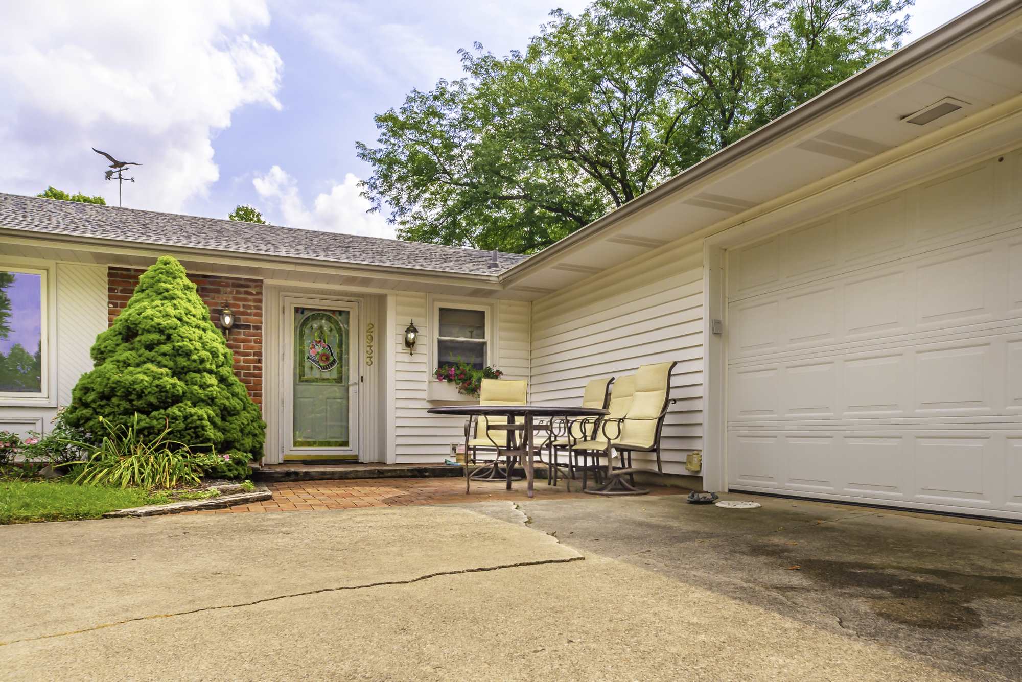 2933 Old Orchard Road Fort Wayne, IN 46804 - Photo 5 of 25
