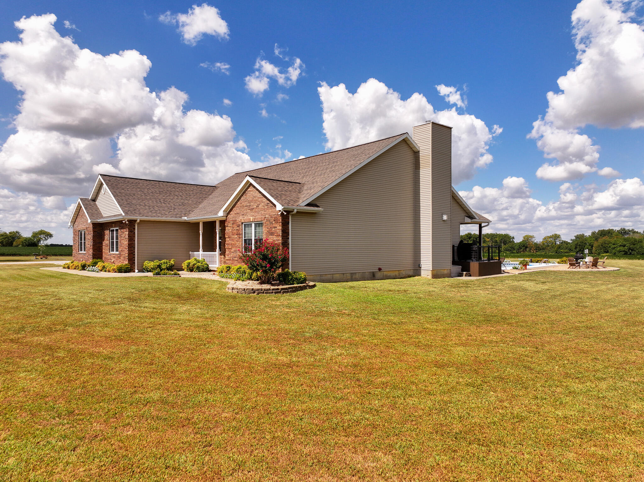 672 Southwest 15th Road Liberal, MO 64762 - Photo 3 of 85 DJI_20260912030323_0734_D