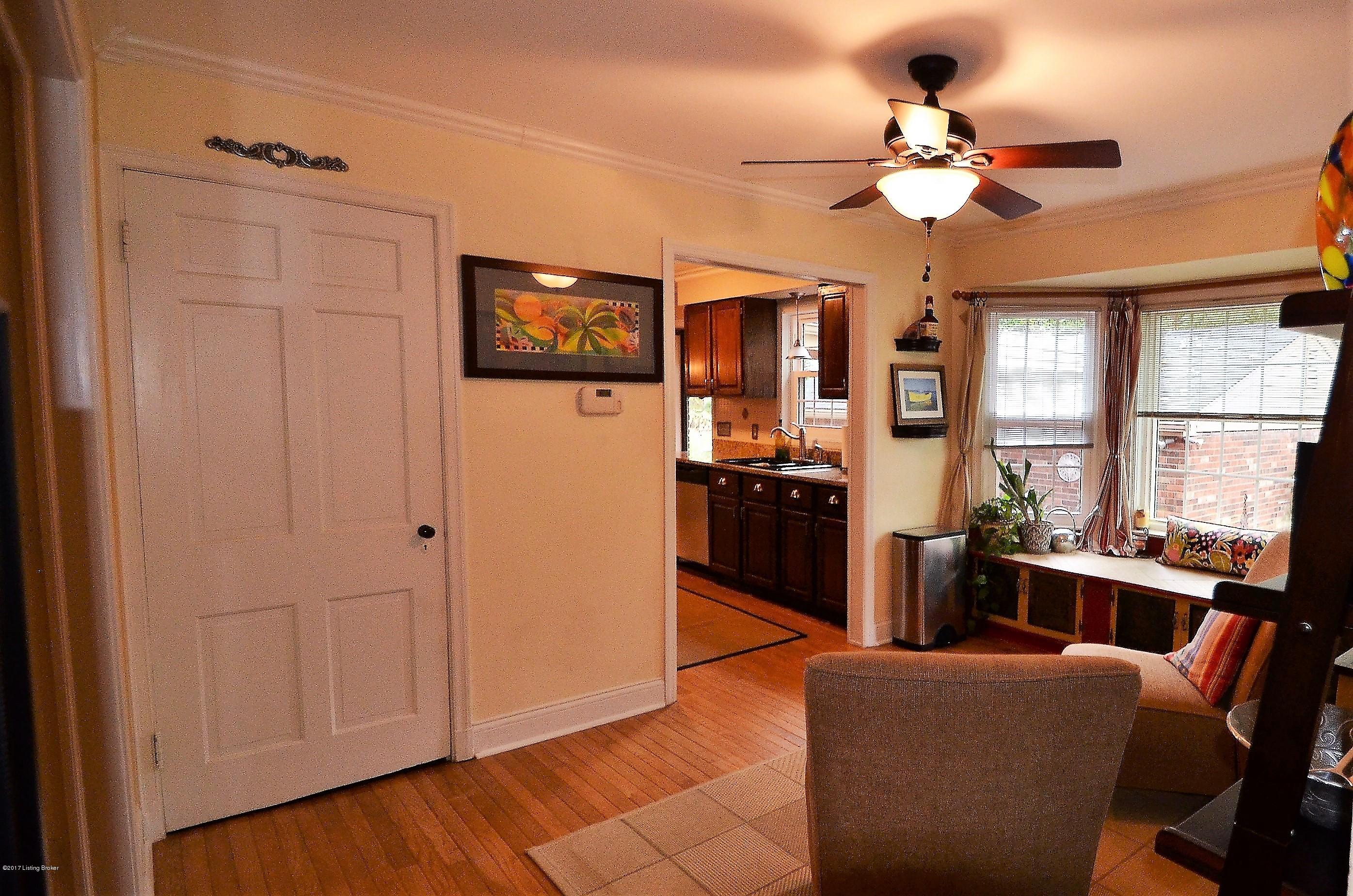 4301 Kinloch Road Louisville, KY 40207 - Photo 12 of 34 DSC_2052 (5)