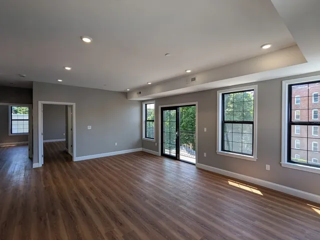 $499,999 | 13 Nahant Street, Unit 3A, Lynn, MA 01902