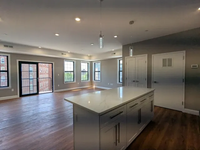 $499,999 | 13 Nahant Street, Unit 3A, Lynn, MA 01902