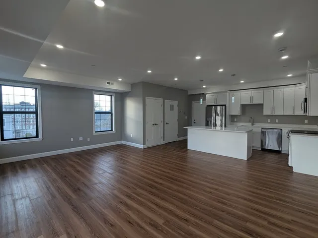 $499,999 | 13 Nahant Street, Unit 3A, Lynn, MA 01902