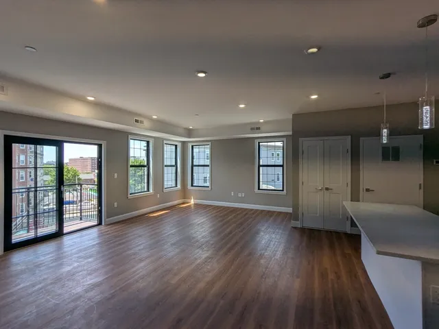 $499,999 | 13 Nahant Street, Unit 3A, Lynn, MA 01902