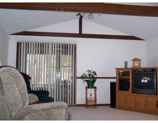 3 Lindor Road North Reading, MA 01864 - Photo 5 of 8 Gallery Image 5