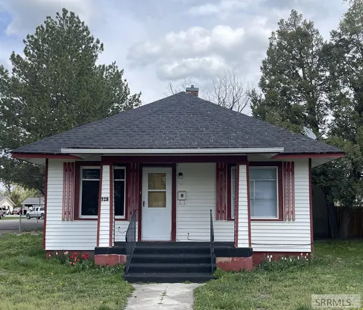 $235,000 | 725 East Judicial Street, Blackfoot, ID 83221