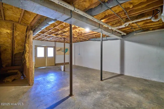 $2,100 | 111 Forest Square Lane, Seven Lakes, NC 27376