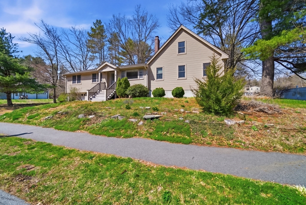 19 Peter Road North Reading, MA 01864 - Photo 2 of 42 Gallery Image 2