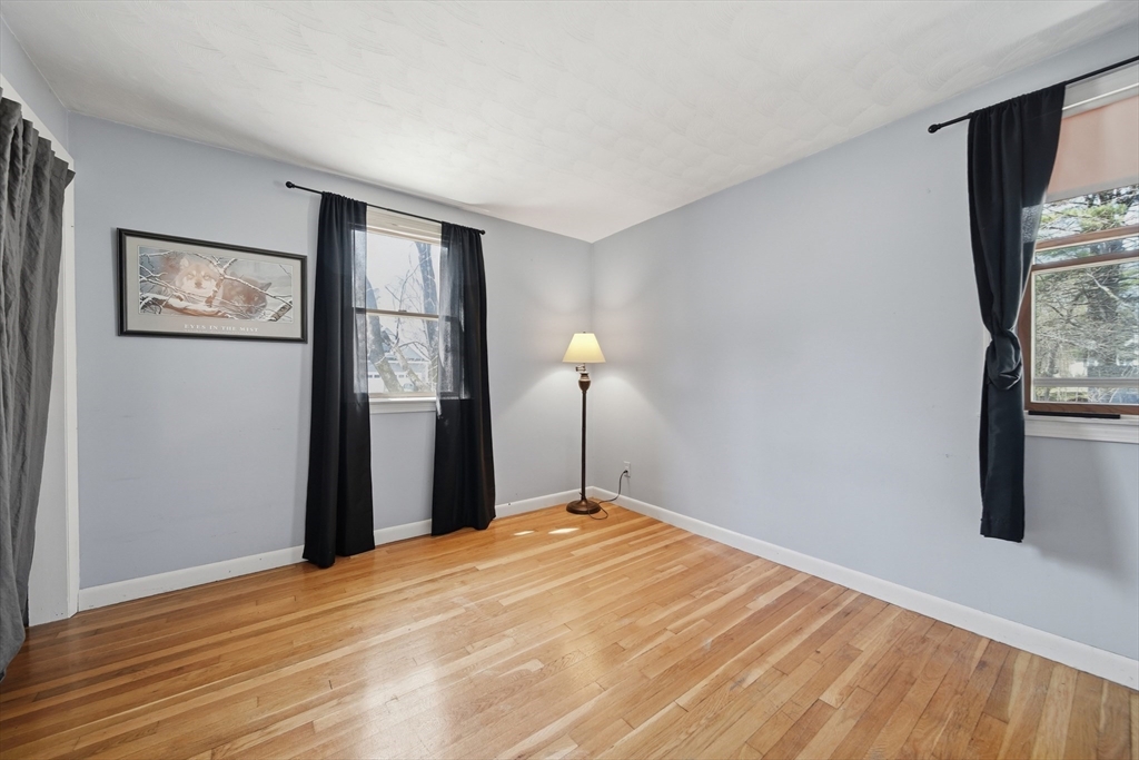 19 Peter Road North Reading, MA 01864 - Photo 25 of 42 Gallery Image 25