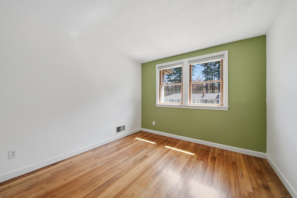 19 Peter Road North Reading, MA 01864 - Photo 31 of 42 Gallery Image 31