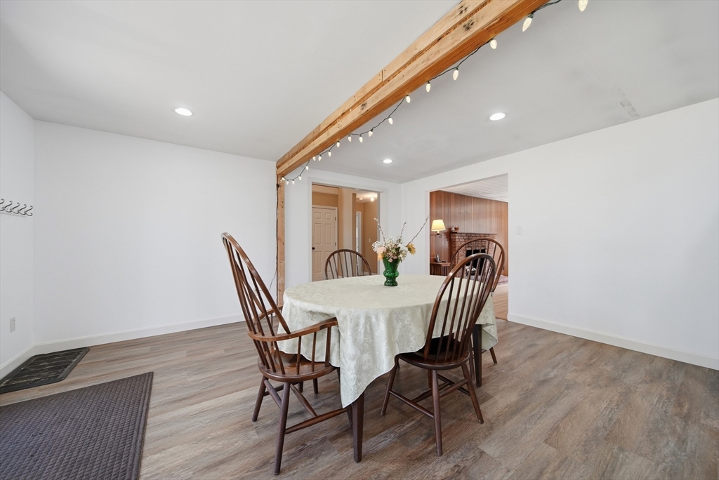 19 Peter Road North Reading, MA 01864 - Photo 7 of 42 Gallery Image 7
