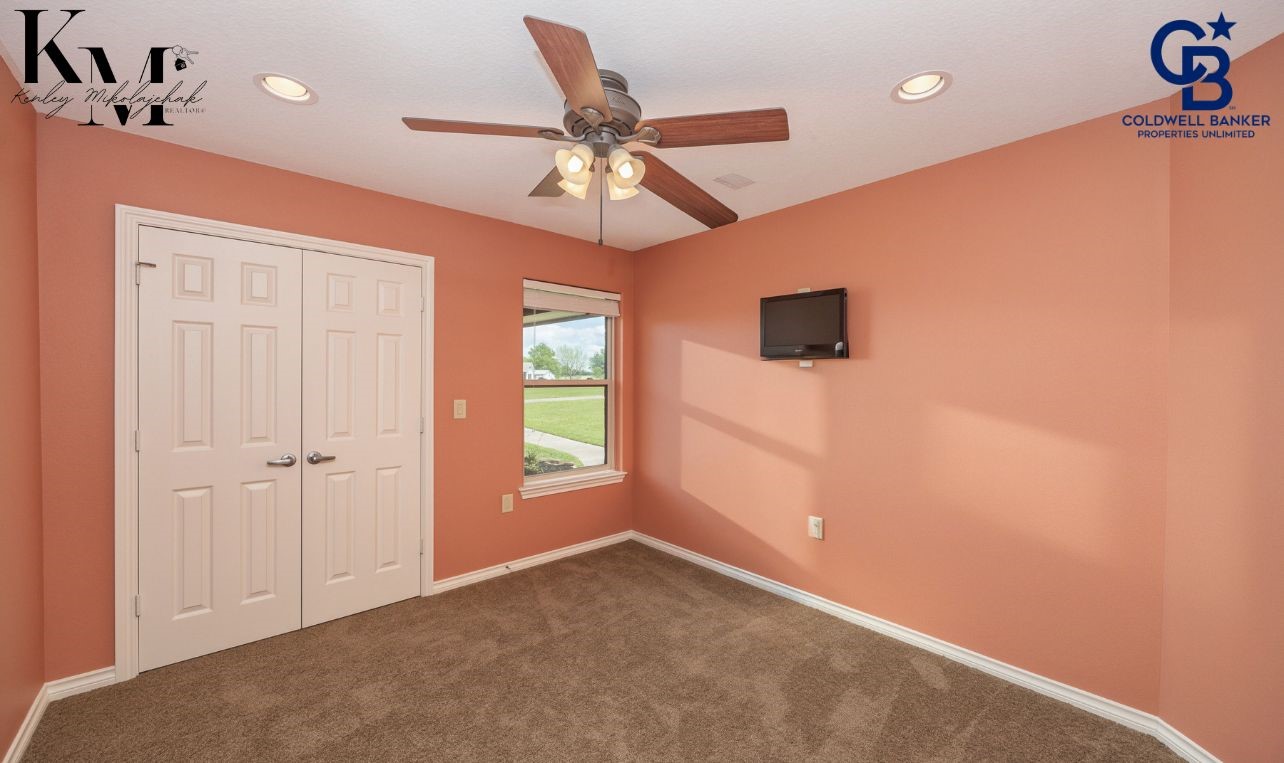 1980 Chappell Ridge Lane Brenham, TX 77833 - Photo 8 of 13 Additional bedrooms offering flexibility for guests, family, or a home office.