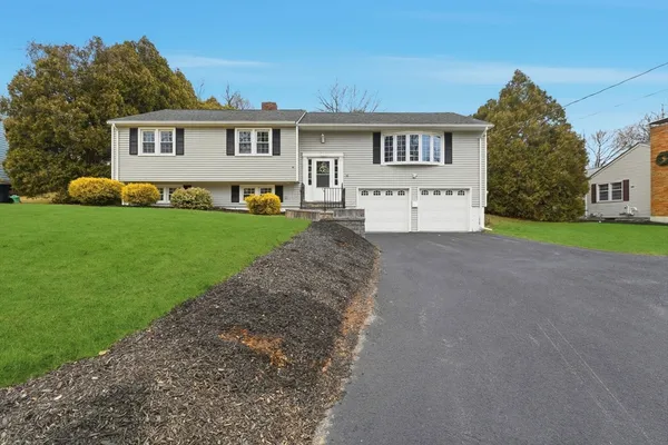 $4,500 | 38 Juniper Lane, Holden, MA 01520