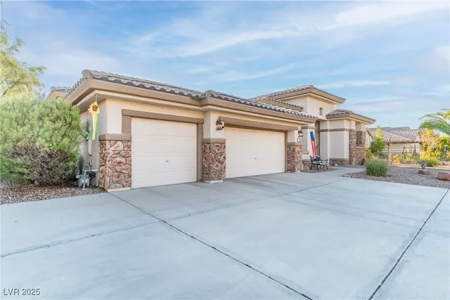 $795,000 | 1239 North Hollywood Boulevard, Las Vegas, NV 89110