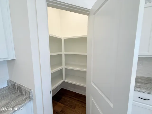 $329,900 | 779 Quitman Court West, Nesbit, MS 38651