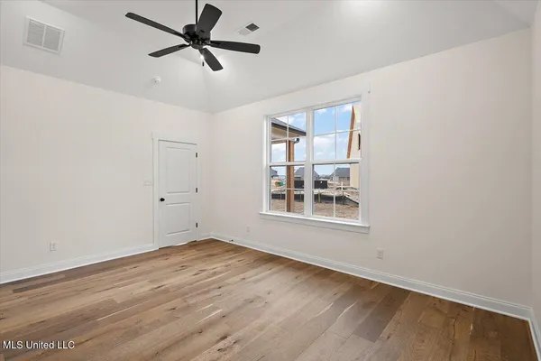 $329,900 | 779 Quitman Court West, Nesbit, MS 38651