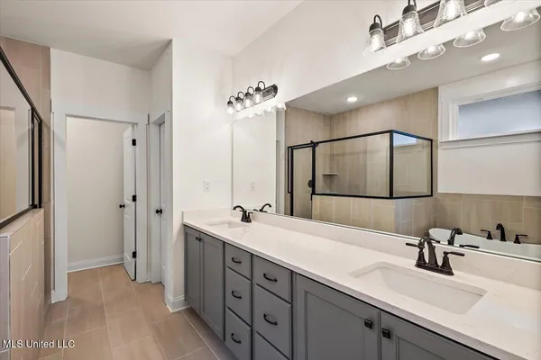 $329,900 | 779 Quitman Court West, Nesbit, MS 38651