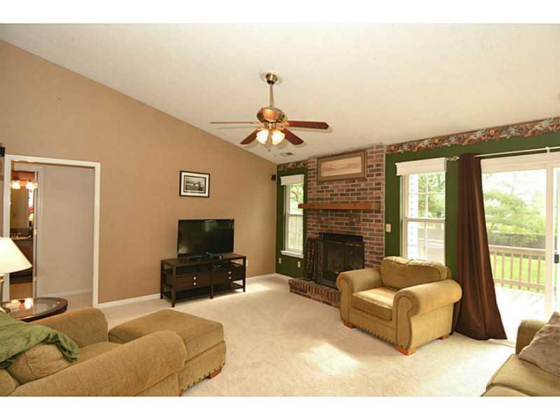 7345 Quartz Rock Road Indianapolis, IN 46236 - Photo 8 of 19 Gallery Image 8