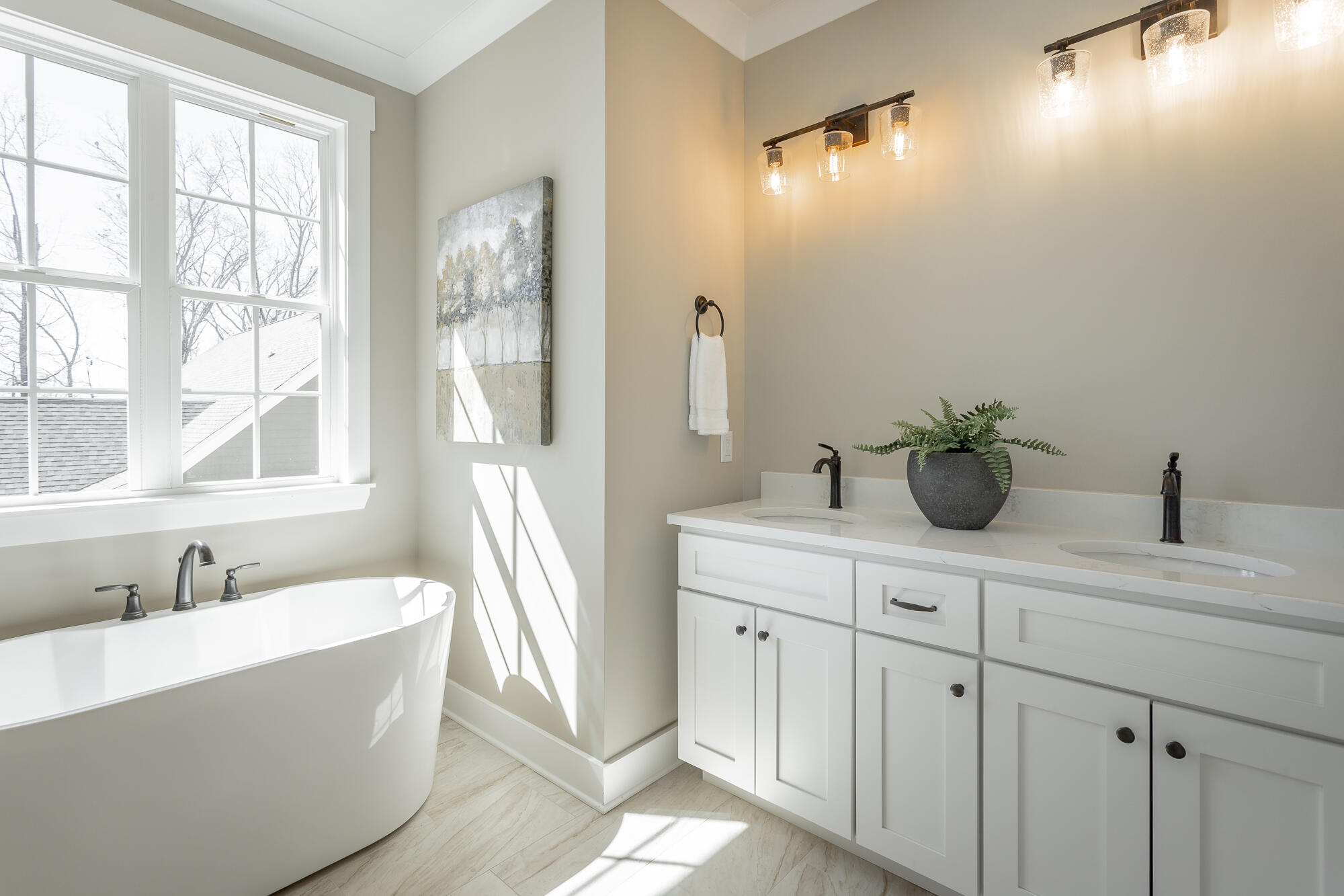 11582 Armstrong Road Soddy Daisy, TN 37379 - Photo 18 of 36 Primary Bathroom