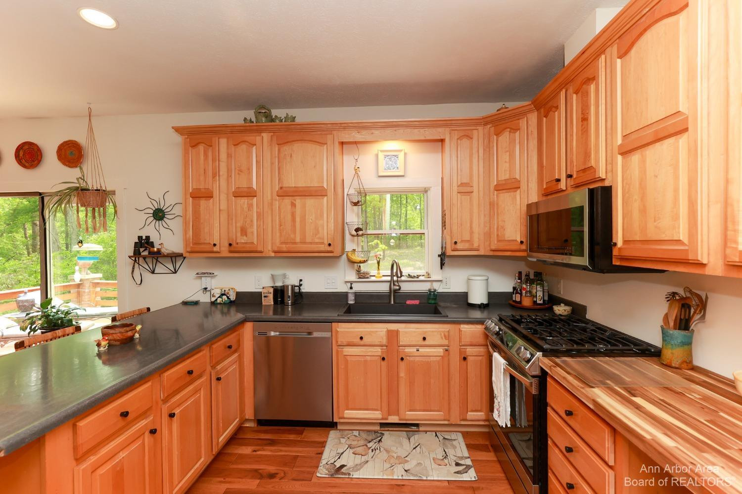 4848 Bemis Road Ypsilanti, MI 48197 - Photo 4 of 54 Photo 4