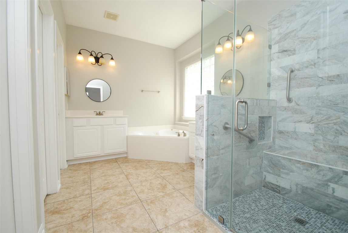 13409 Garden Spring Court Rosharon, TX 77583 - Photo 23 of 38