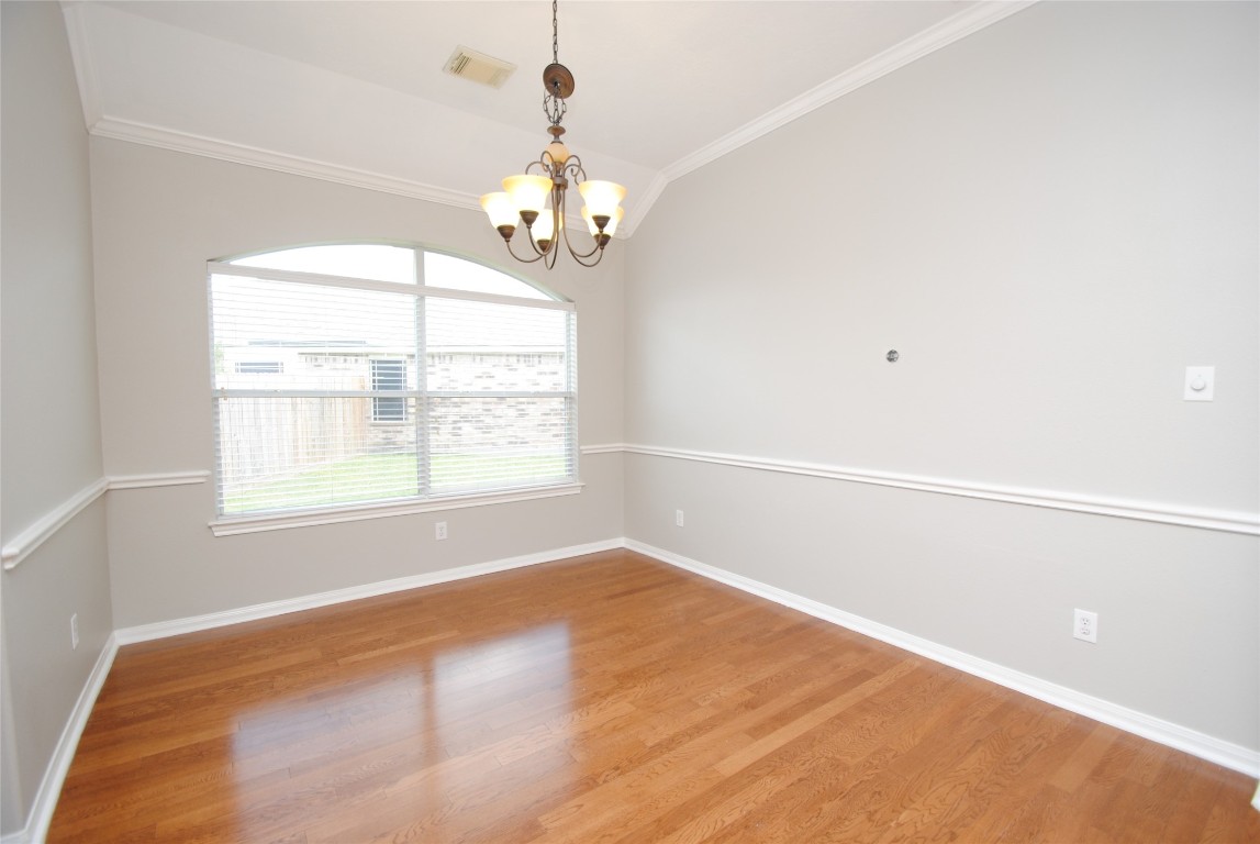 13409 Garden Spring Court Rosharon, TX 77583 - Photo 3 of 38 Formal Dining