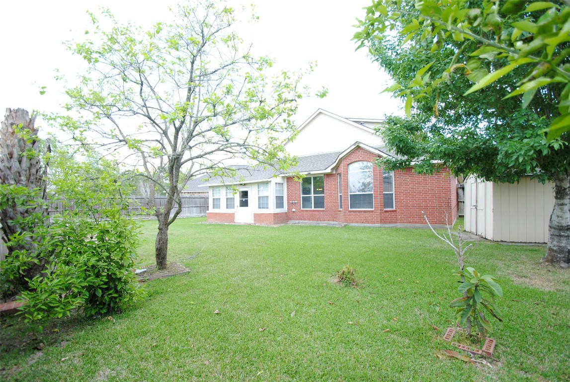 13409 Garden Spring Court Rosharon, TX 77583 - Photo 38 of 38 No Back Neighbors