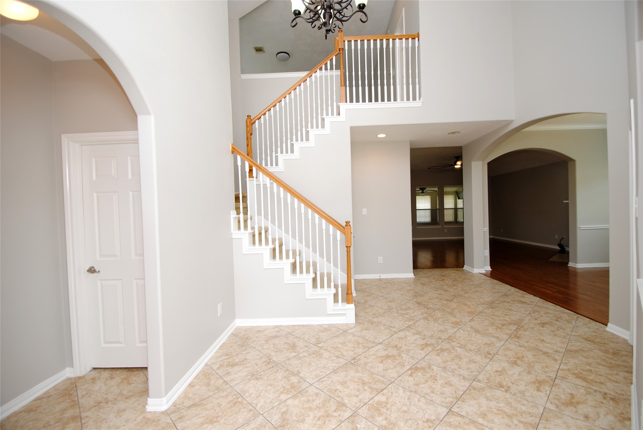 13409 Garden Spring Court Rosharon, TX 77583 - Photo 7 of 38 a view of a hallway view with staircase