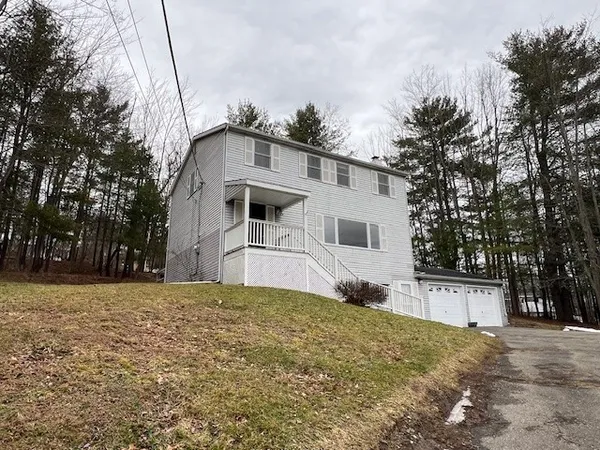 $286,900 | 4 Courtly Circle, Owego, NY 13827