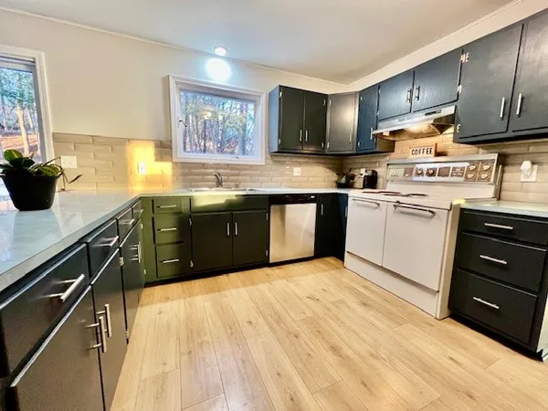 $286,900 | 4 Courtly Circle, Owego, NY 13827