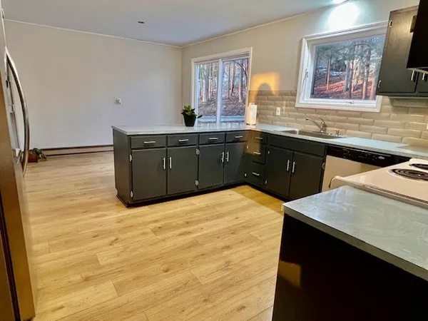 $286,900 | 4 Courtly Circle, Owego, NY 13827