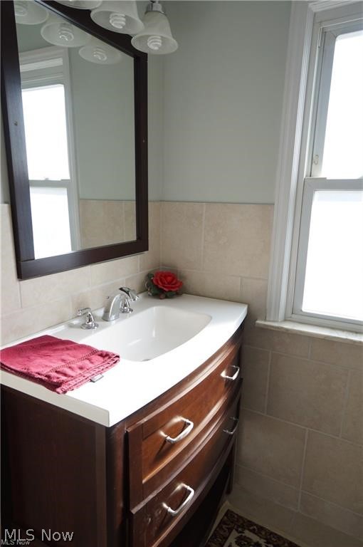 4052 Wilmington Road Cleveland, OH 44121 - Photo 7 of 13 Updated Bathrooms