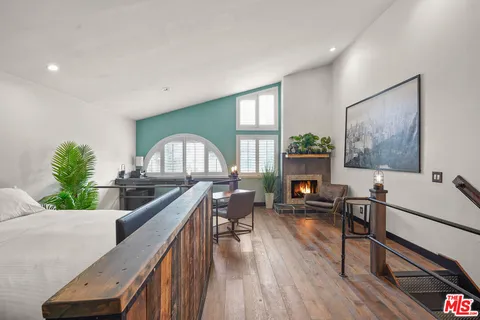 $649,000 | 10926 Bluffside Drive, Unit 3, Studio City, CA 91604