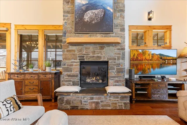 $1,219,000 | 509 Becker Lane, Dover, ID 83825