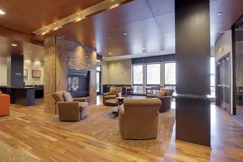 $399,900 | 4730 Park Commons Drive, Unit 204, St. Louis Park, MN 55416