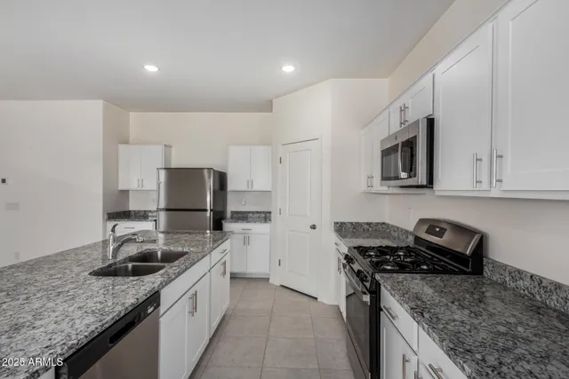 $3,500 | 20004 West Badgett Lane, Litchfield Park, AZ 85340