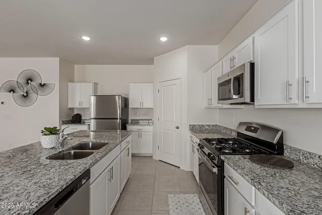 $3,500 | 20004 West Badgett Lane, Litchfield Park, AZ 85340