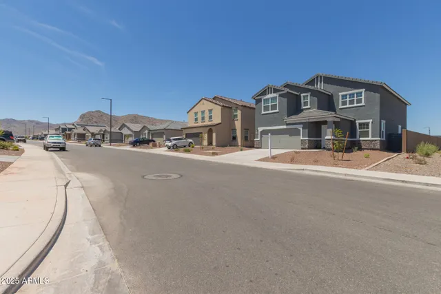 $3,500 | 20004 West Badgett Lane, Litchfield Park, AZ 85340